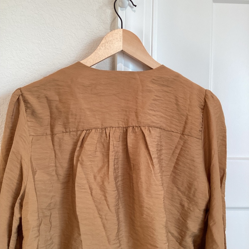 Anthropologie Long Sleeve Wrap Blouse Silky New Large Copper Brown - Picture 12 of 15
